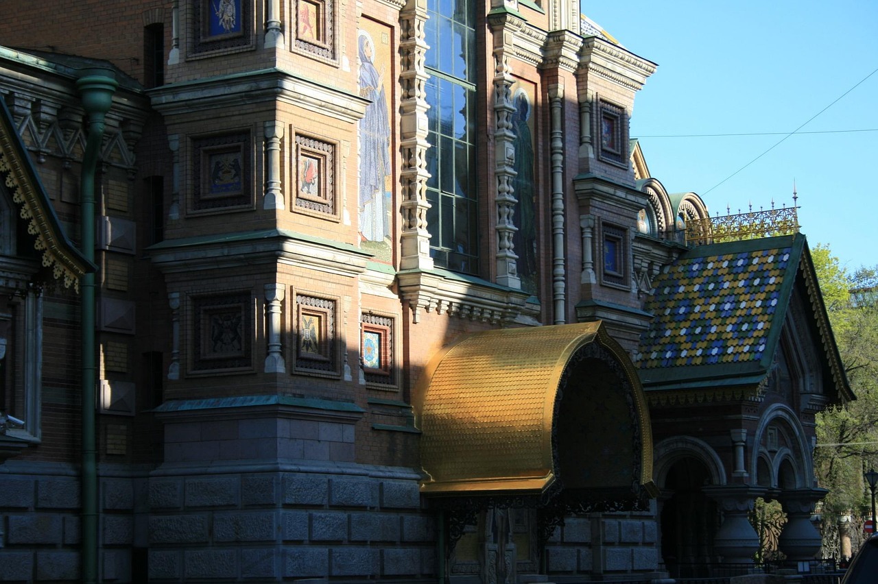 Building - free online jigsaw puzzle photo