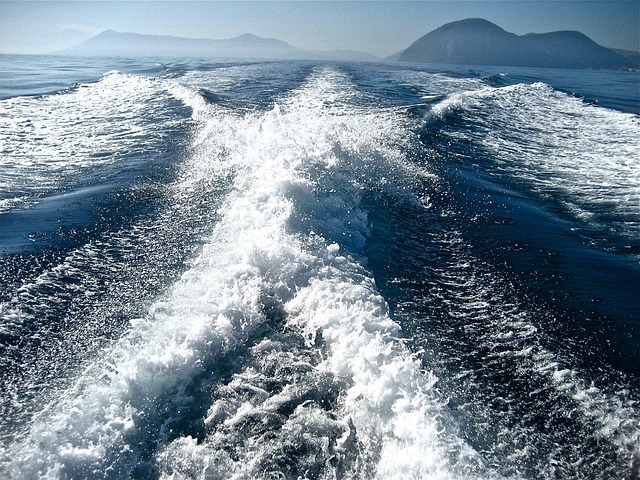 Free Stern Shaft Sea photo and picture