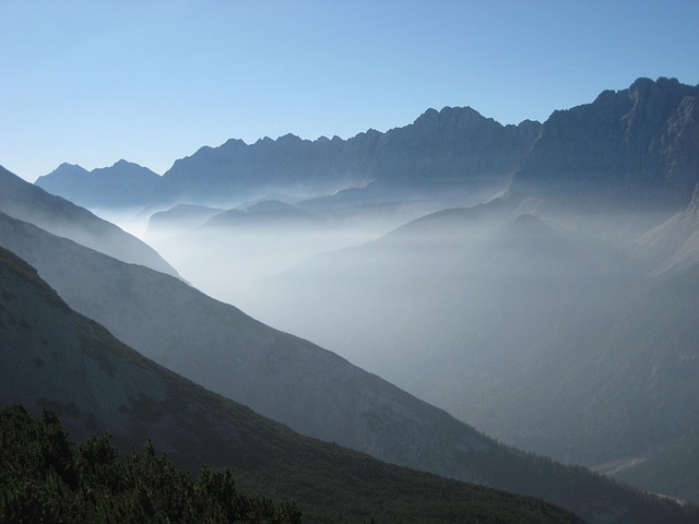 Free Mountains Fog photo and picture