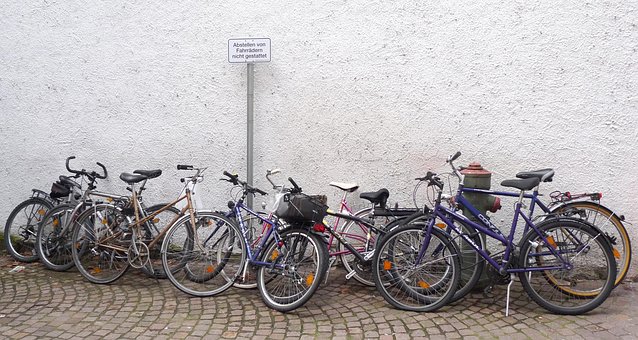 Free Cycles Traffic photo and picture