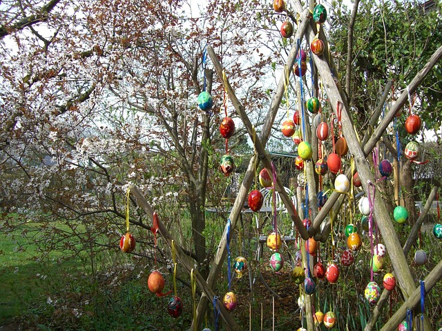 Free Easter Tree Easter Eggs photo and picture
