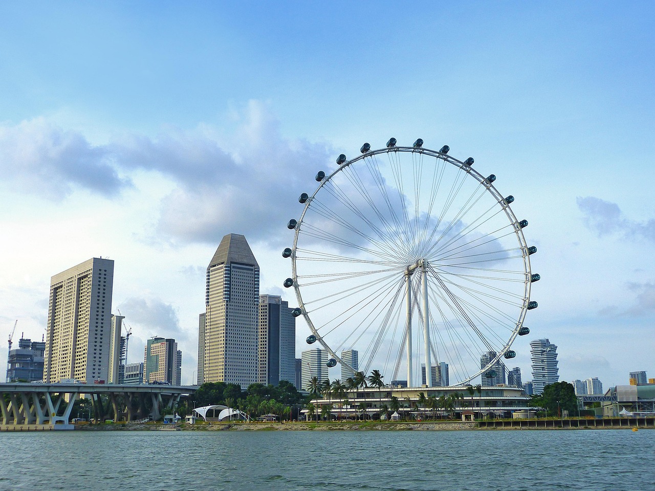100-kostenlose-moneytary-autority-singapore-und-singapur-bilder-pixabay
