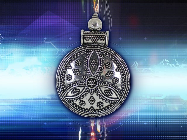 Free silver jewelry jewellery follower illustration