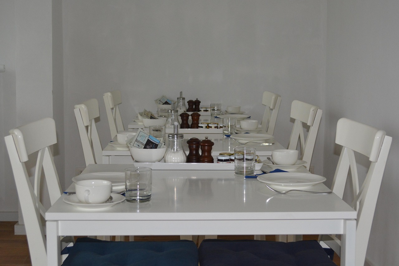 Table Pix Tables Chairs Plates - Free photo on Pixabay