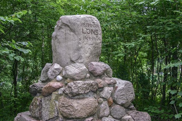 Free Löns Monument photo and picture