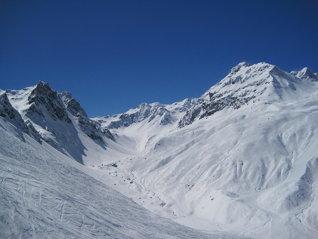 Free Mountains Winter photo and picture