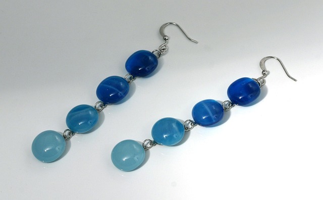 Free Earrings Earring photo and picture
