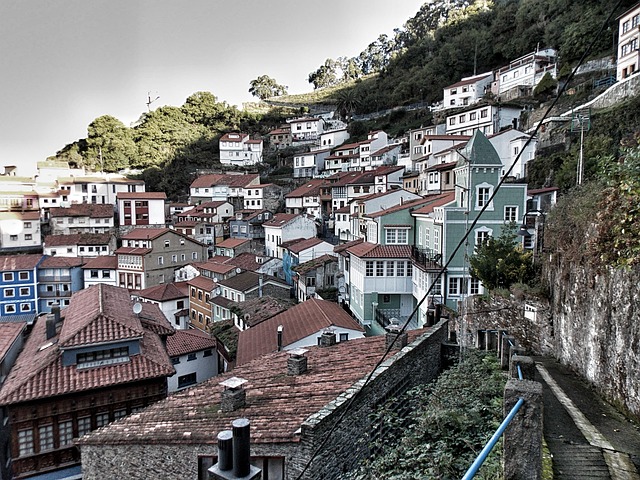 Free Cudillero People photo and picture