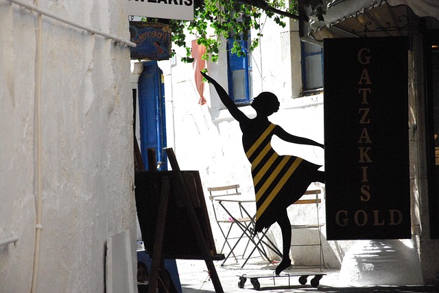 Free Alley Shopping Street photo and picture