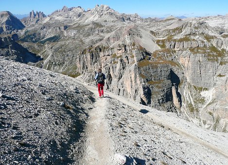 Free Mountain Corvara photo and picture