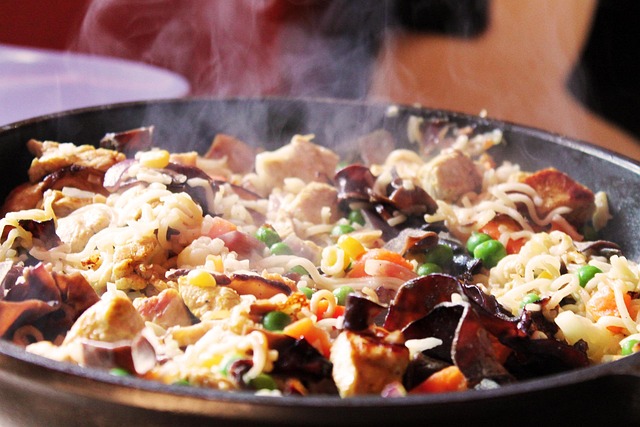 Free Stir-Fry Pan photo and picture