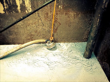 Wildwasser, Motor, Funktioniert, Zement
