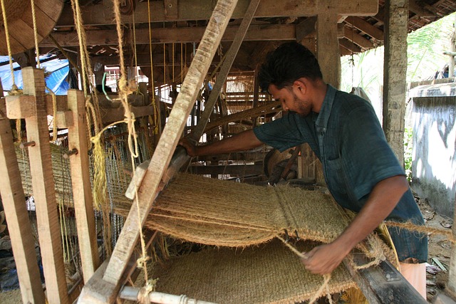 Free Weaving Hand Loom photo and picture