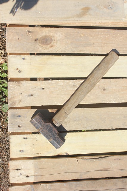 Free Wood Hammer photo and picture