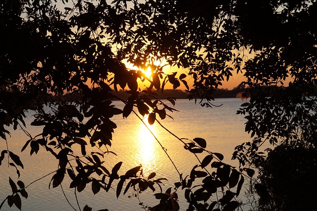 Schemering, Stemming, Zonsondergang