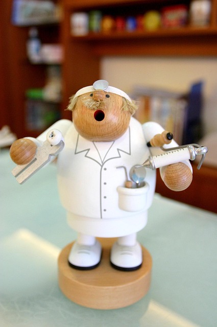 Free Hospital Dentisit photo and picture