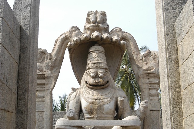 Free Hampi Temple photo and picture