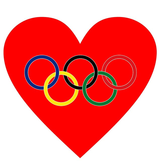 Free red heart ring illustration