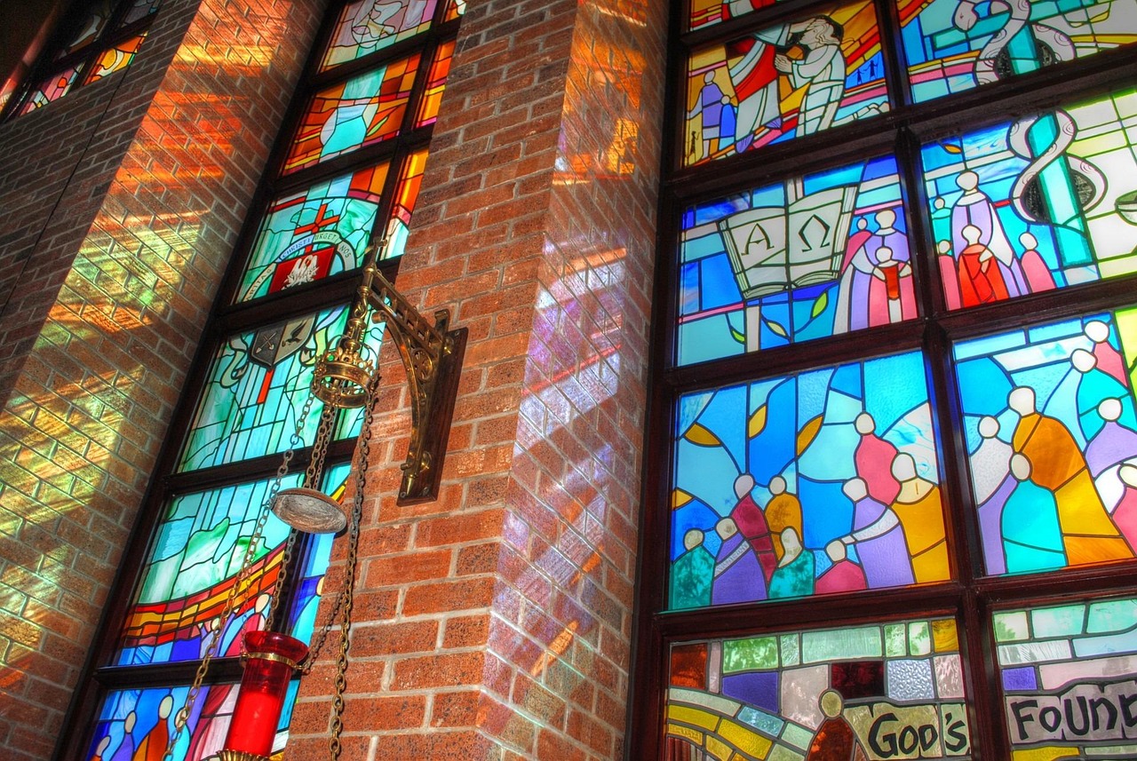Stained - free online jigsaw puzzle photo