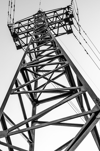 Bom, Elektryczność, Kabel