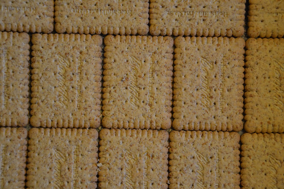 Receta de tarta de galletas, queso y chocolate