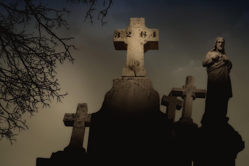 Cote Des Neiges Cemetery Montreal