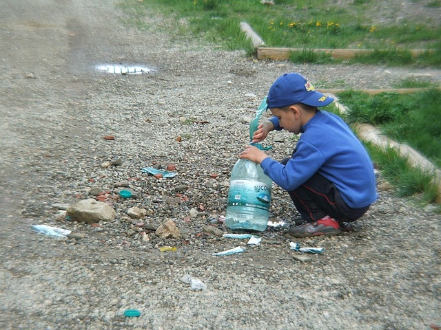 Free Child Poor photo and picture