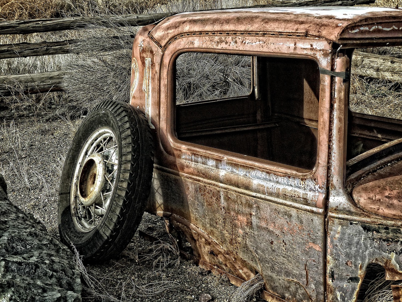 Old - free online jigsaw puzzle photo