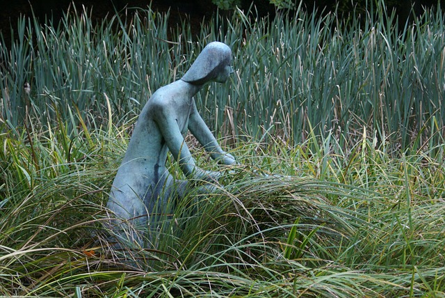 Free Bronze Statue photo and picture