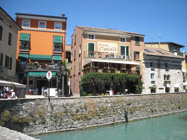 Free Riva Promenade photo and picture