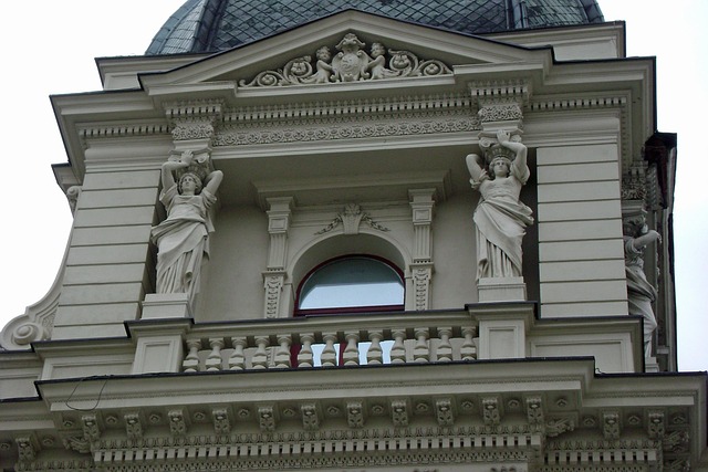 Free Sculptures Balcony photo and picture