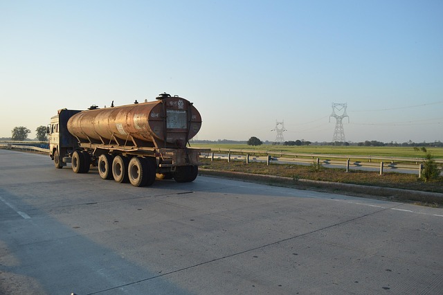 Free Lorry Truck photo and picture