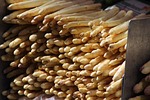 asparagus, asparagus time, market