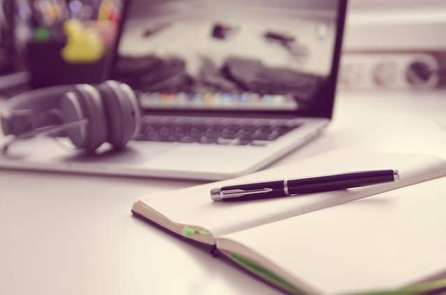 Free Keyboard Apple photo and picture