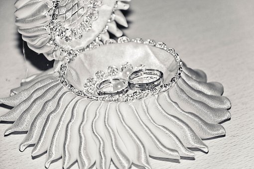 Free Wedding Rings photo and picture