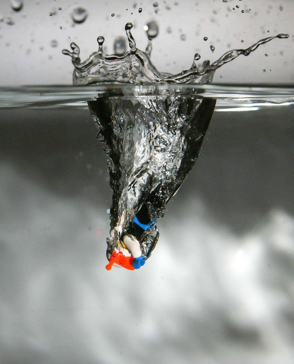 Water Diving Air Bubbles Free Photo On Pixabay