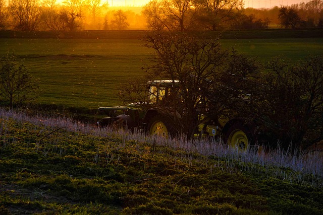 Free Field Tractor photo and picture