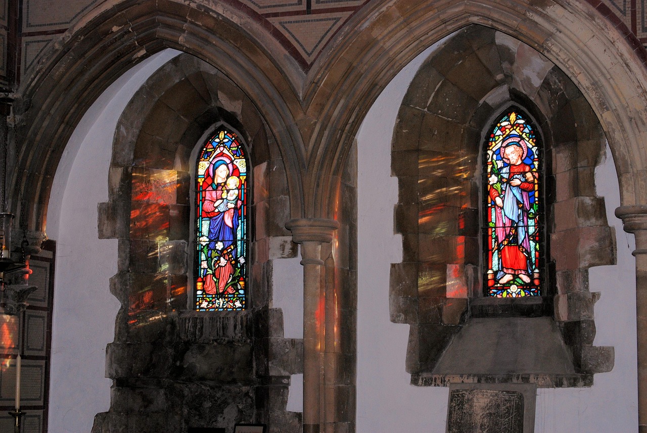Stained Glass - free online jigsaw puzzle photo