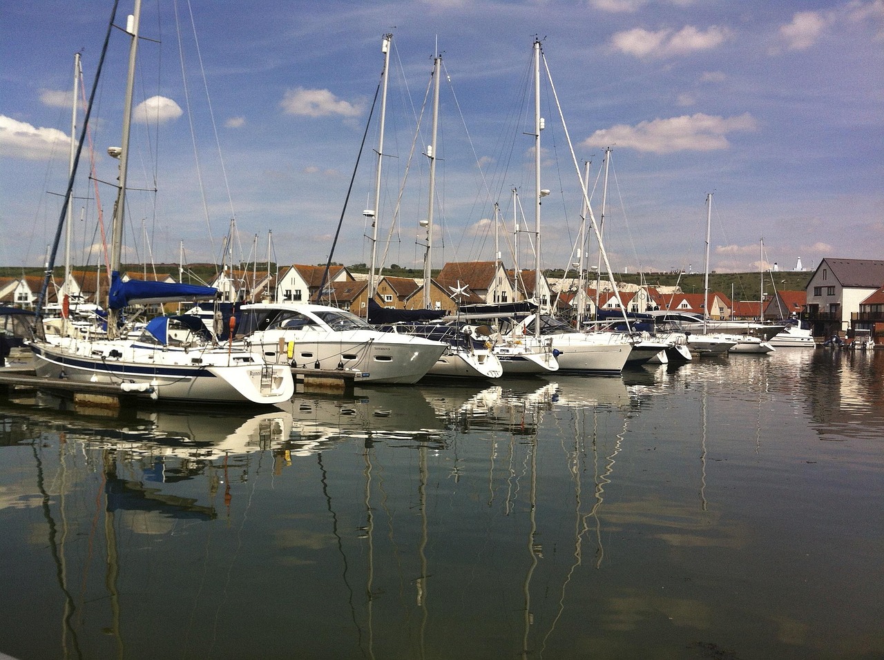 Boats - free online jigsaw puzzle photo