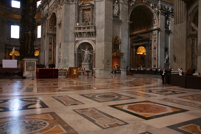 Free St Peter'S Basilica St Peters Church photo and picture
