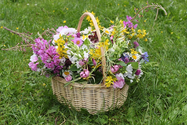 Free Bouquet Flowers photo and picture