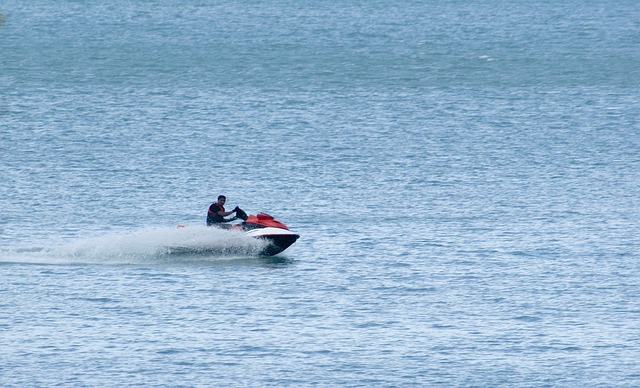 Free Jet-Ski Water Sports photo and picture