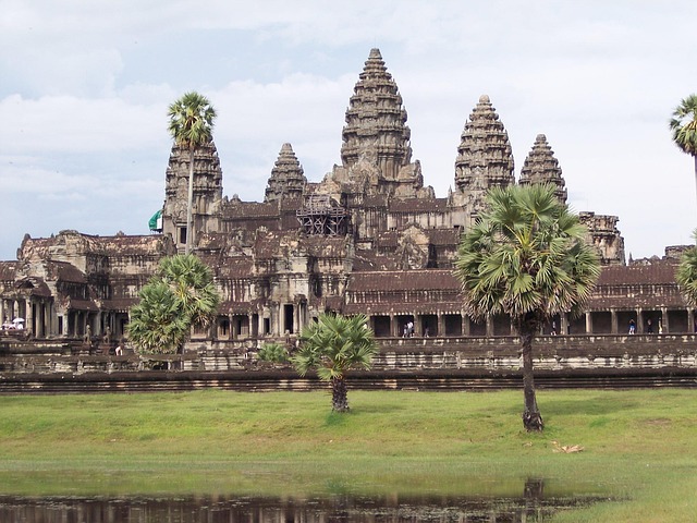 Free Angkor Wat Temple photo and picture
