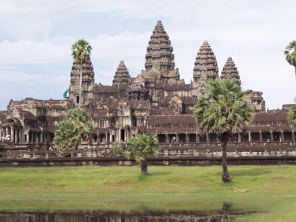angkor-wat-351160_960_720.jpg