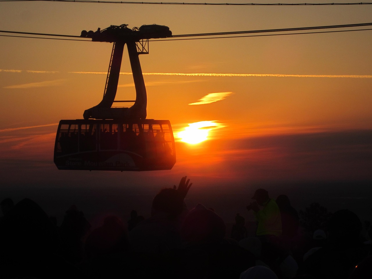 Aerial Passenger Line - free online jigsaw puzzle photo