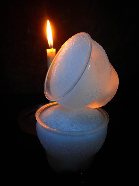 Free Candle Light photo and picture