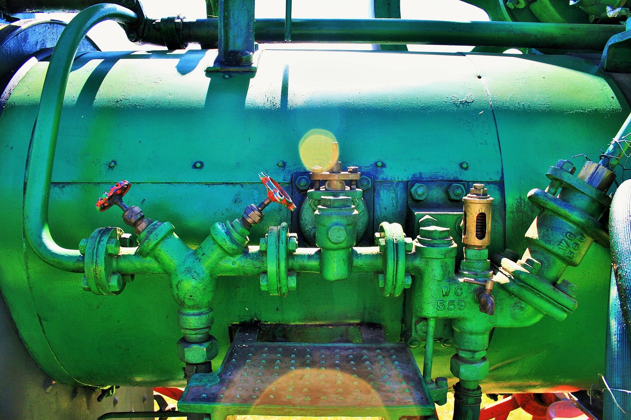 Steam Engine - free online jigsaw puzzle photo