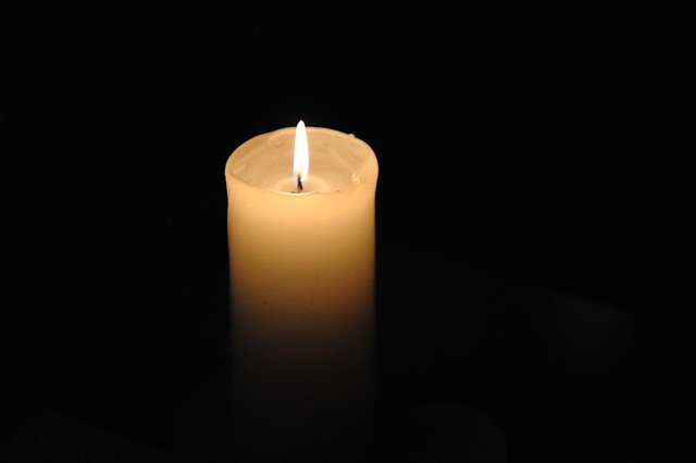 Luz De Velas, Oração, Desejo, Sacrifício