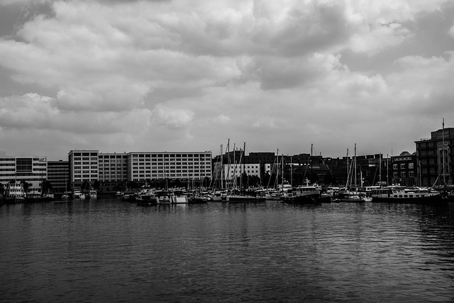 Free Lake Port photo and picture