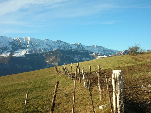 Free Verona Mountains photo and picture